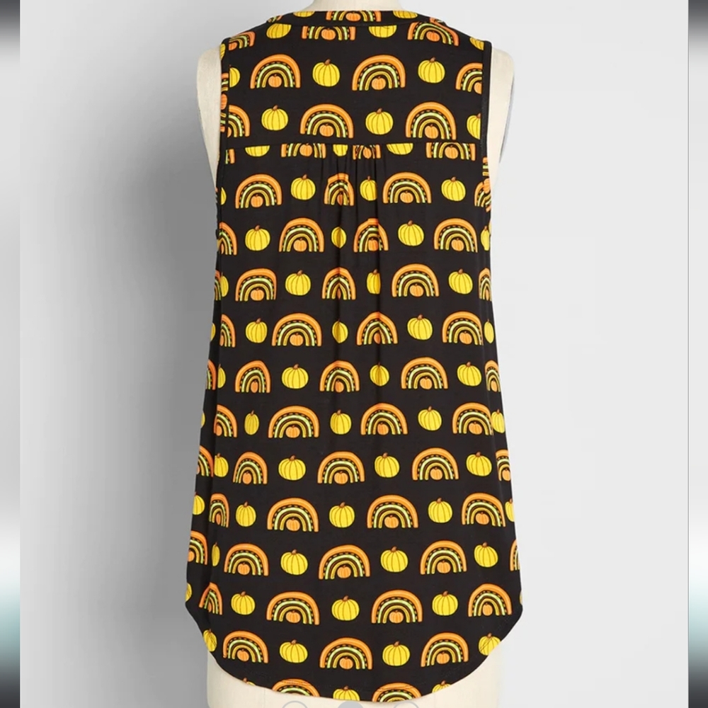 A Welcome Change sleeveless top in black and pumpkin rainbows - Picture 3 of 5